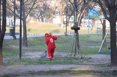 La basura y el parque 9 de Julio: ¿Qué cambió desde el Día del Amigo para que esta vez se mantenga limpio?