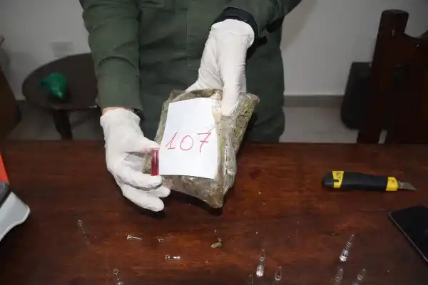 Gendarmería evitó el traslado de contrabando y droga en la ribera del Río Tarija