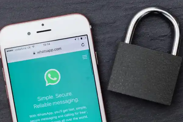 ¿Por qué los expertos recomiendan activar la nueva función de WhatsApp llamada Privacidad avanzada?