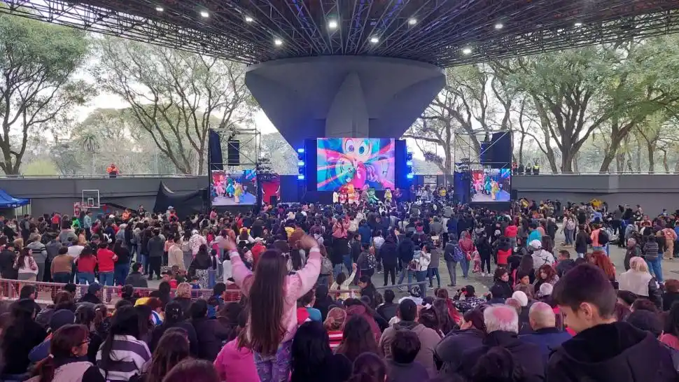 SHOW DE LUCES. El Palacio de los Deportes fue otro de los puntos centrales de la celebración de los niños en la Capital. La entrada era libre y gratuita.