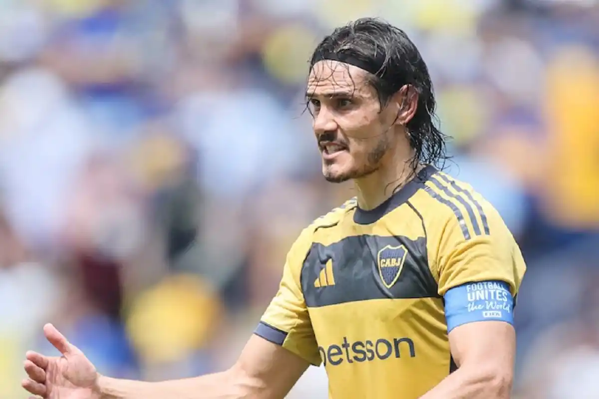 Bombazo: Cavani suena en un importante club de Europa tras la baja de su goleador estrella