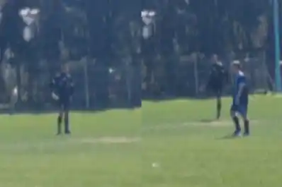 Un árbitro fue echado por la AFA tras un partido insólito: las imágenes que indignaron a todos