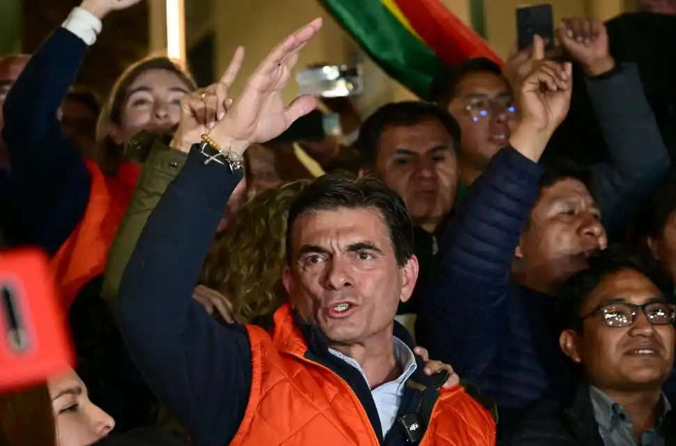 PRIMERO. Rodrigo Paz, candidato por el Partido Demócrata Cristiano.