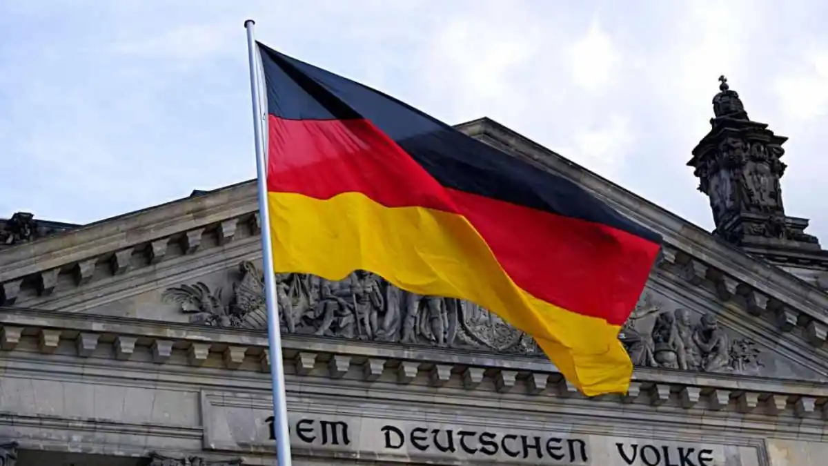 Alemania ofrece más de 100.000 empleos a españoles con sueldos de hasta 3.000 euros y sin estudios universitarios