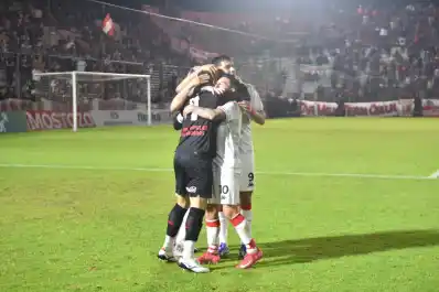 Así fue el gol de Darío Sand que le está dando la victoria a San Martín