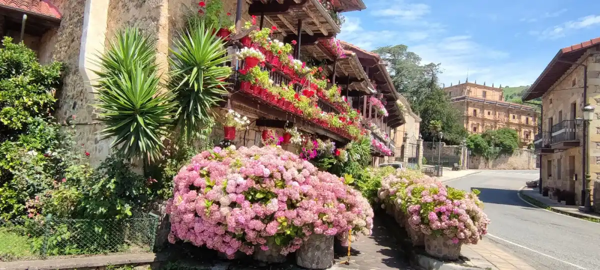 Este es uno de los pueblos más bonitos de España y hay que visitarlo al menos una vez en la vida