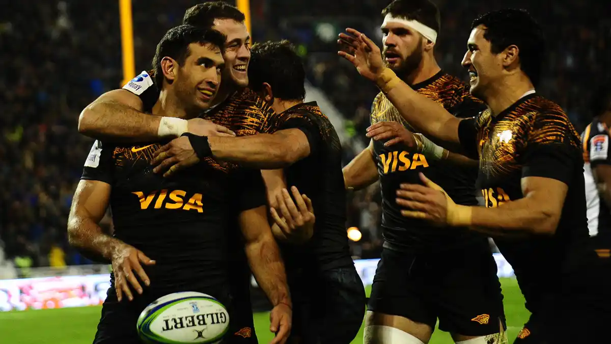 HAZAÑA HISTÓRICA. En 2019, con el tucumano Matías Orlando en el equipo, Jaguares clasificó a la final del Súper Rugby.