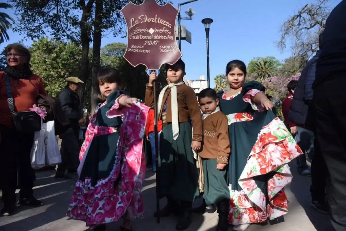 LOS MÁS PEQUEÑOS. Los bailarines, Guadalupe, Luciano, Jerónimo y Valentina.