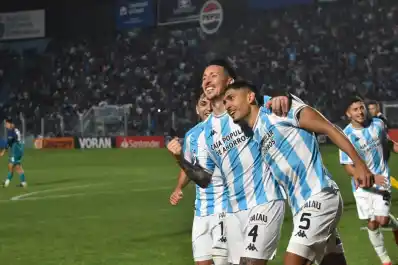 Atlético Tucumán fue superior, goleó a Talleres por 3-0 y se prende en los puestos de arriba