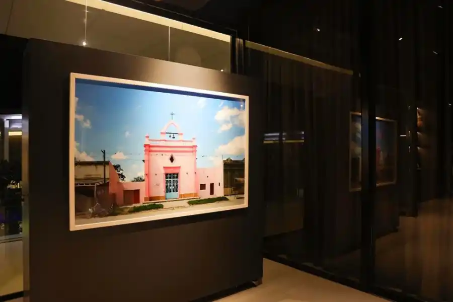 PAISAJES URBANOS. Característicos de la obra fotográfica de Teves.