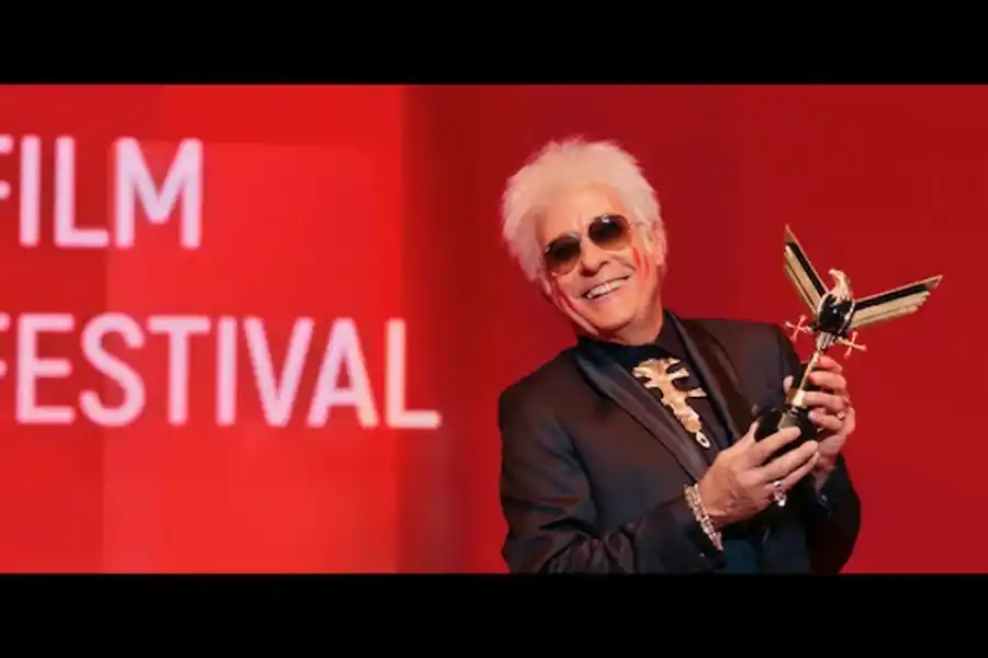 Las máscaras de Francella y la eterna trampa del “ser nacional”