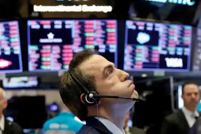 El riesgo país escala tras la caída de ADRs y bonos argentinos golpeados por denuncias de coimas