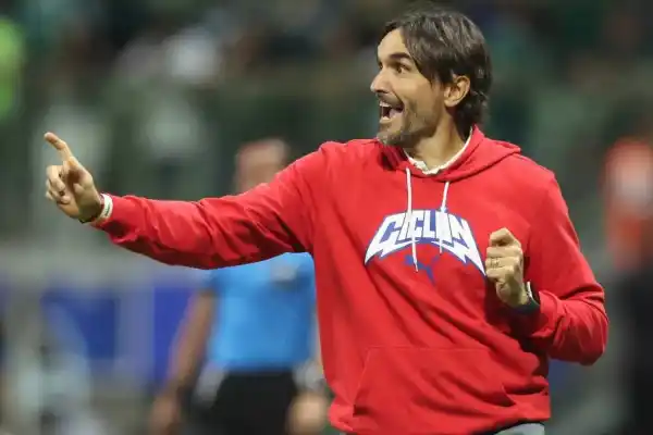 Cerro Porteño cayó con Trinidense y la hinchada explotó contra un ex técnico de Boca