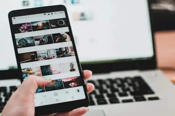 El posting zero se presenta como reacción a la exposición en las redes sociales