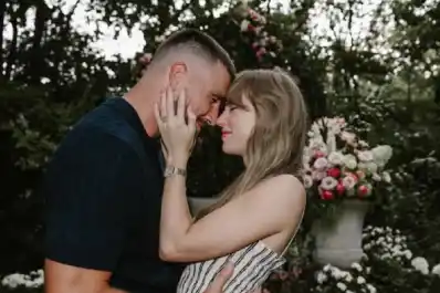 Taylor Swift anunció su casamiento con Travis Kelce: mirá las fotos del compromiso