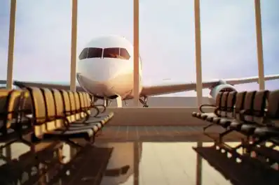 Turismo en crisis: cayó el receptivo y creció el emisivo en julio, según el Indec