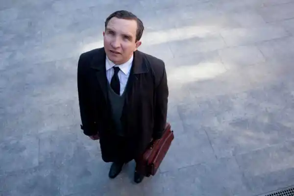 Se verá el drama británico “Nunca es demasiado tarde” en el Círculo de la Prensa