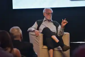 Juan Carlos de Pablo disertó en el Hilton Tucumán