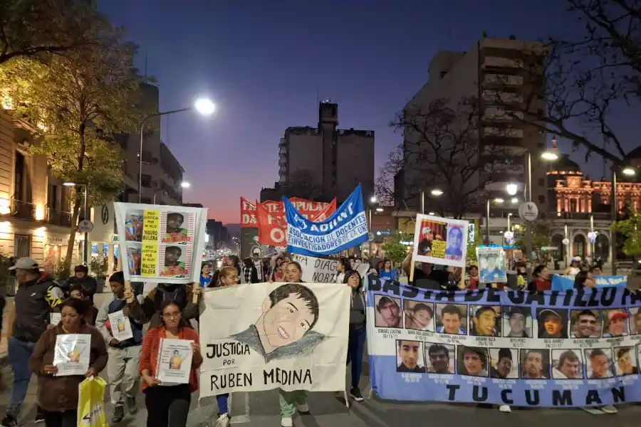 APOYO.  Hubo un acto y movilización con distintos sectores en lucha.