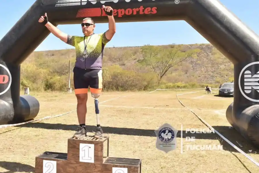 CORRER SIN LÍMITES. Antonio Rodríguez participó del torneo pese a la amputación de una pierna y se llevó el reconocimiento de todos.