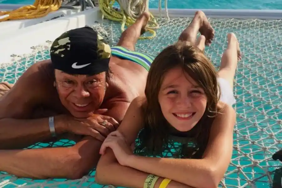 Paloma Delichl, la nieta de la Mona Jiménez que se dedica a la natación