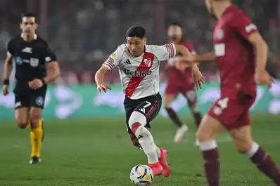 Agenda de TV del jueves: ¿dónde ver en vivo Unión-River Plate por la Copa Argentina y el sorteo de la Champions?