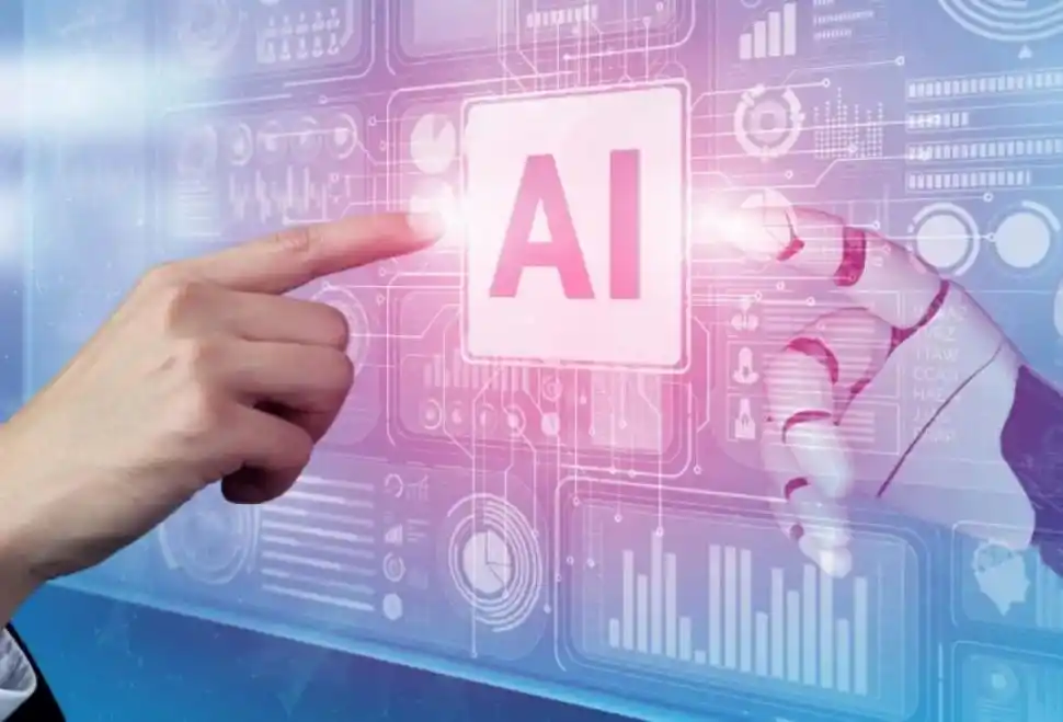 Filosofía y Letras: “Nuestra Facultad no podía darse el lujo de mirar la IA sin intervenir”