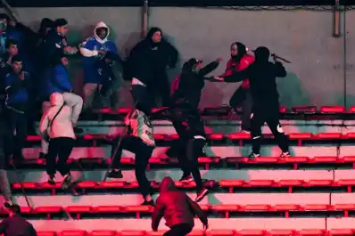 Avances luego de la violencia en Avellaneda: dieron de alta a todos los hinchas chilenos hospitalizados