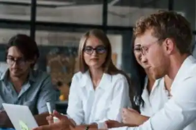 Cambios en la modalidad laboral: el 60% de los jóvenes rechaza esquemas de presencialidad rígida