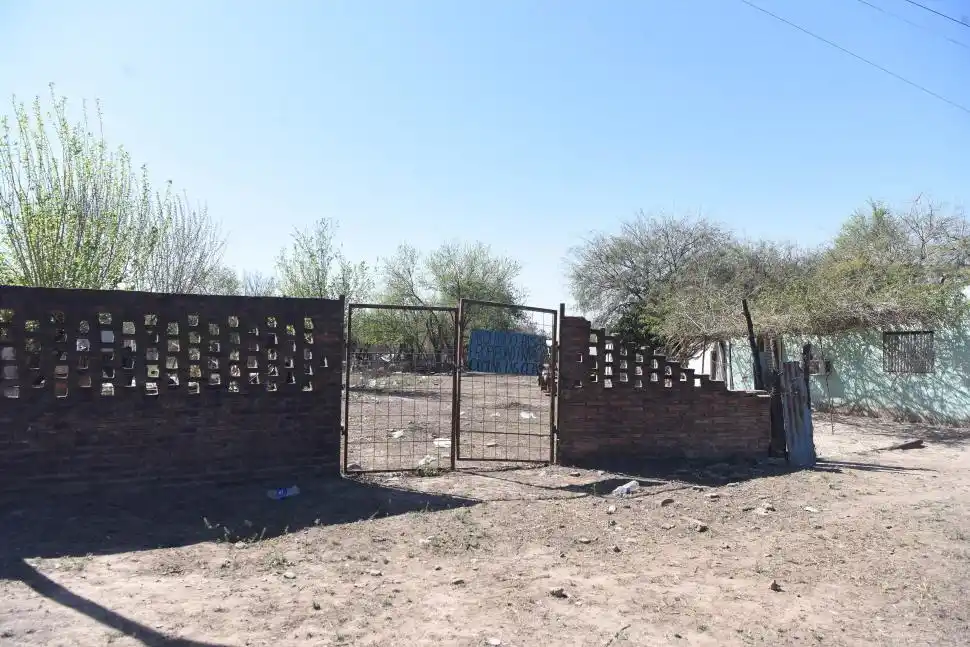 Las Cejas, en la mira: denuncias contra la delegada y una advertencia de Jaldo