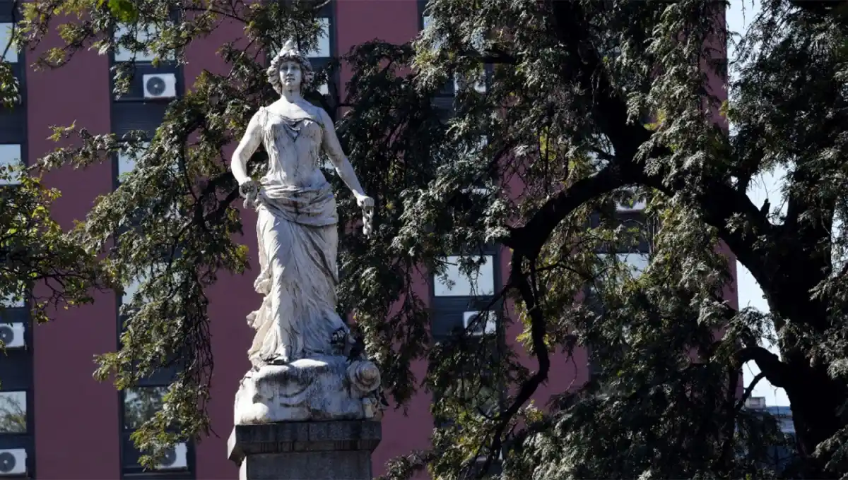 NUBOSO. El pronóstico augura una jornada con cielo cubierto y alta humedad en Tucumán. 