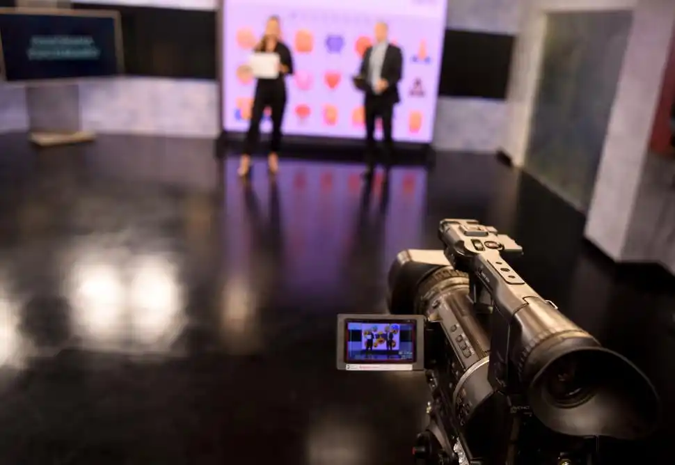 Hagan lío: las juventudes políticas llegan a Panorama Tucumano