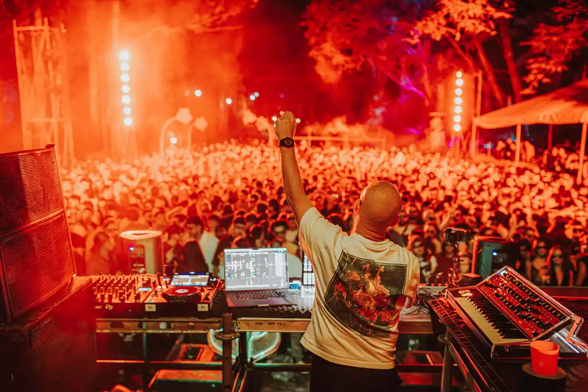 LABOITE. Stephan Bodzin, referente mundial del techno melódico.