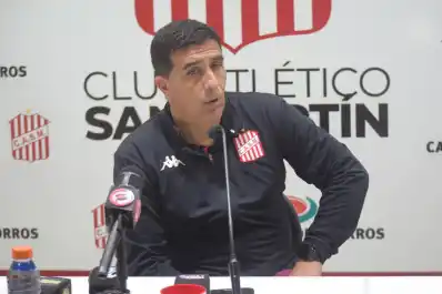 Mi cabeza está acá hasta que termine el torneo, dijo Mariano Campodónico tras el 0-3