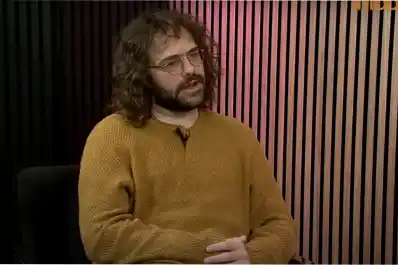 Duele que me traten de sucio o linyera: el afligido descargo de Peter Lanzani