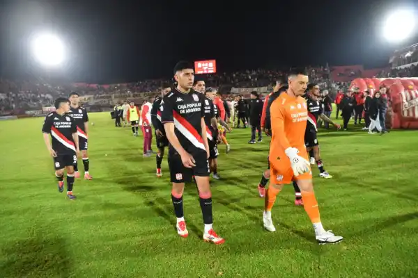 San Martín sufrió una paliza y dejó pasar una chance inmejorable