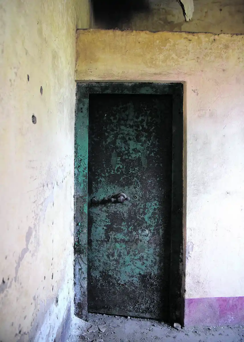 BÓVEDA DE HIERRO. Sigue  igual que hace tres décadas.