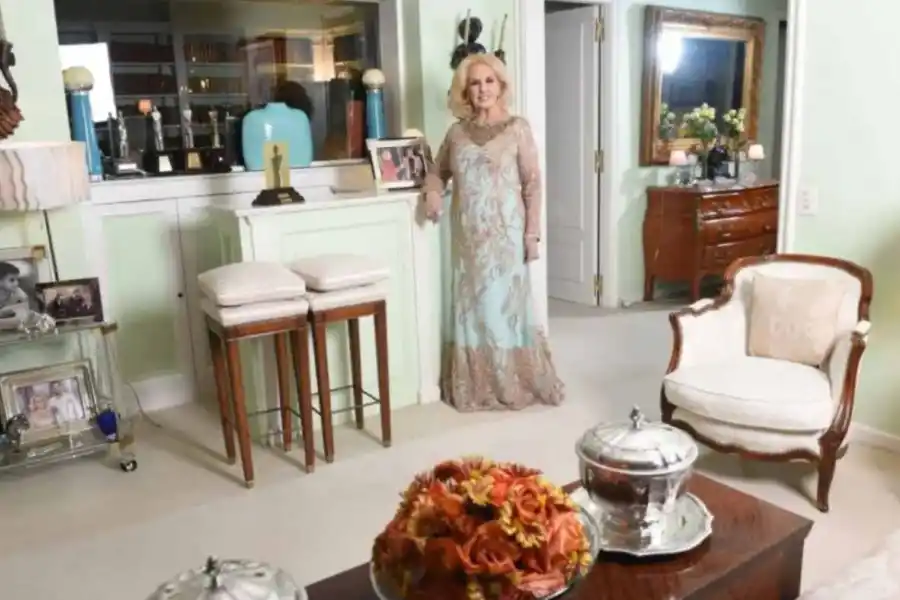 Cómo es el departamento donde vive Mirtha Legrand a sus 98 años