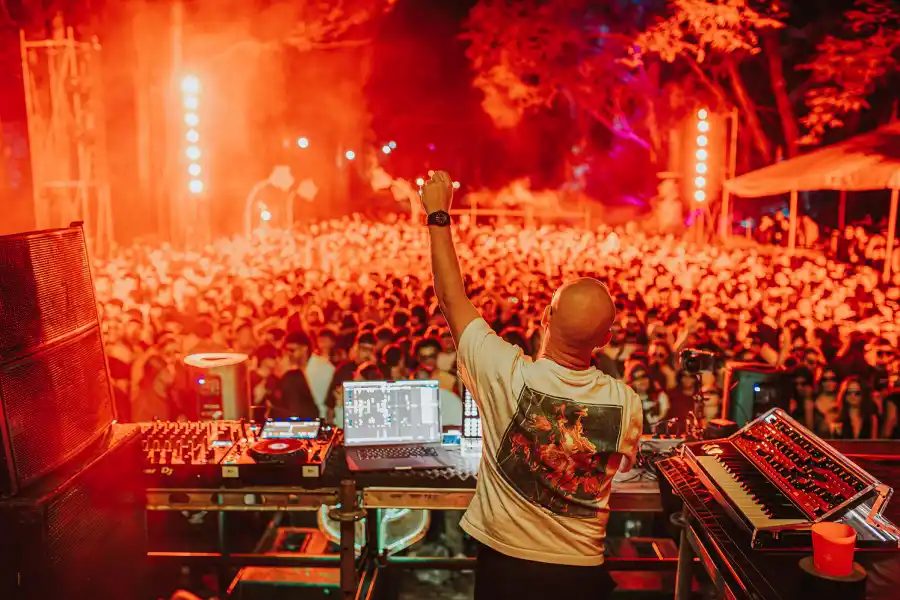 LABOITE. Stephan Bodzin, referente mundial del techno melódico.