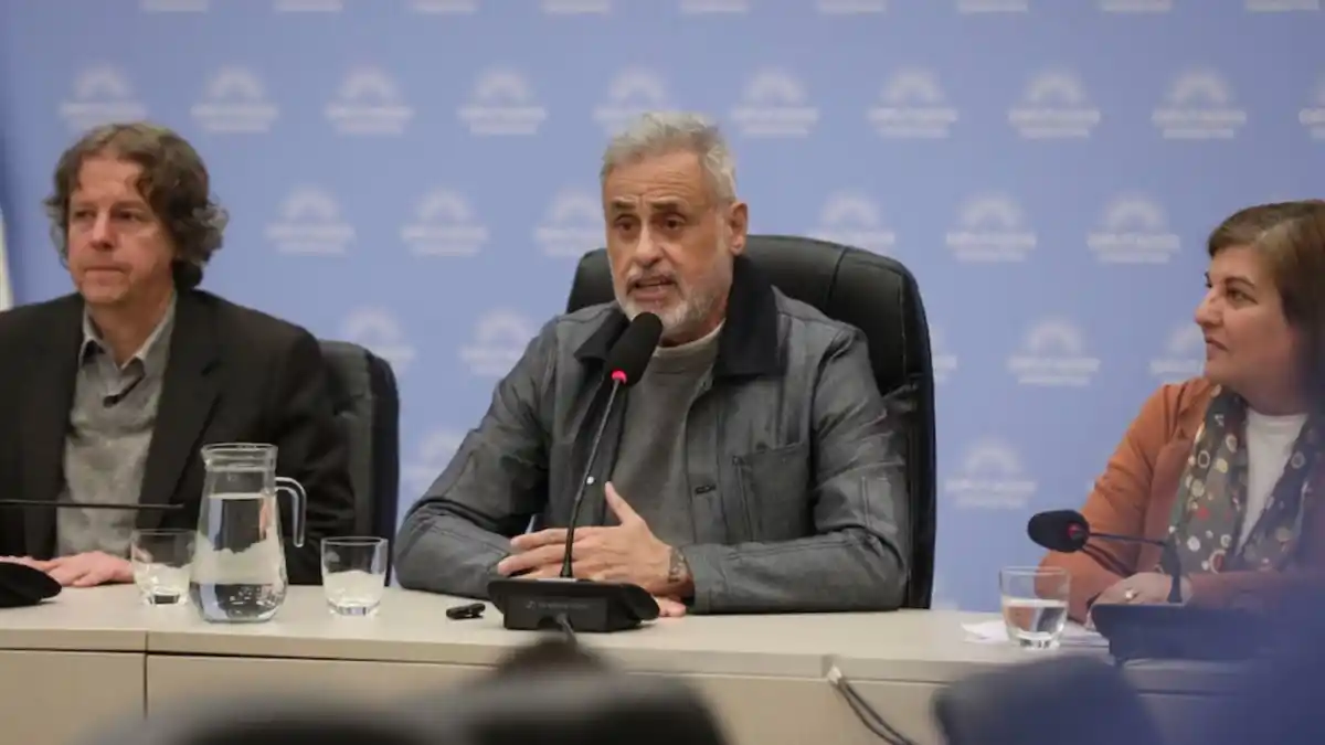 CÁMARA DE DIPUTADOS. La oposición repudió el intento de allanar un canal de streaming y respaldó a los periodistas denunciados.