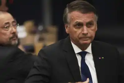 Jair Bolsonaro intentó quemar su tobillera electrónica: alegó que lo hizo en un brote de “paranoia” por ingesta de medicamentos