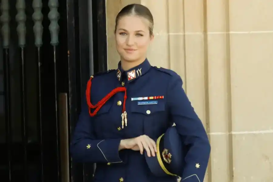 PRINCESA LEONOR. La heredera del trono suma un nuevo reto a su intensa formación militar.