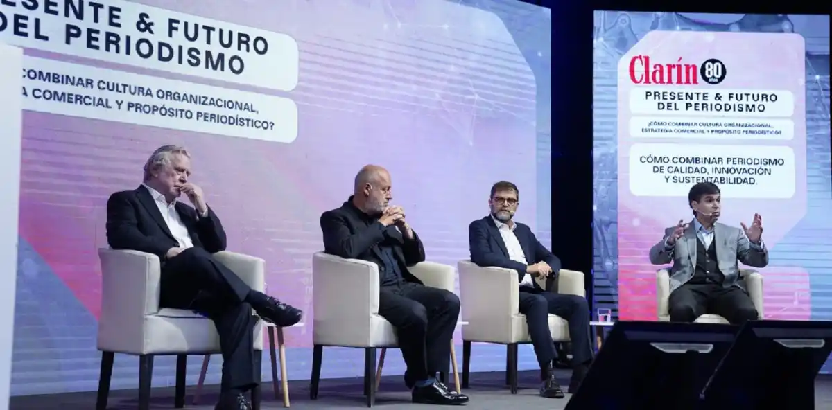 Foto (de izquierda a derecha): Ricardo Kirschbaum (Clarín), Louis Dreyfus (Le Monde), Fabio Napoli (Corriere della Sera) y Daniel Dessein