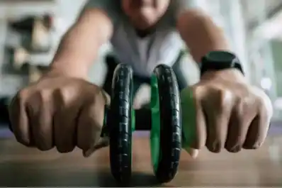 Falta poco para la primavera y todos quieren ponerse en forma: siete tips para empezar en el gimnasio