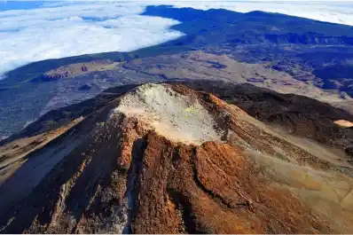 Pronóstico inquietante: ¿por qué una isla de España está ensayando la mayor alerta volcánica de la historia?
