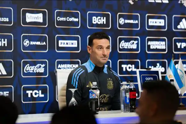 Entre lágrimas, Lionel Scaloni habló del último partido de Messi en el país por Eliminatorias