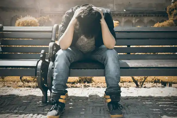600x400_una-problemtica-vigente-americas-impacto-suicidio-especialmente-grave-jovenes-15-29-anos-tasas-triplican-varones-mujeres--pexels-1100943-103036.webp