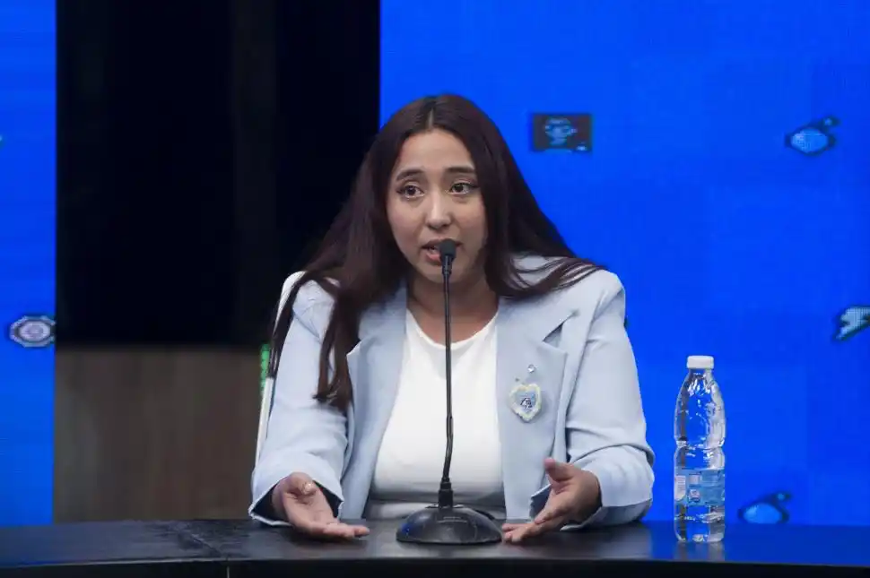 Debate Hagan lío: la grieta de los mayores atraviesa a los jóvenes