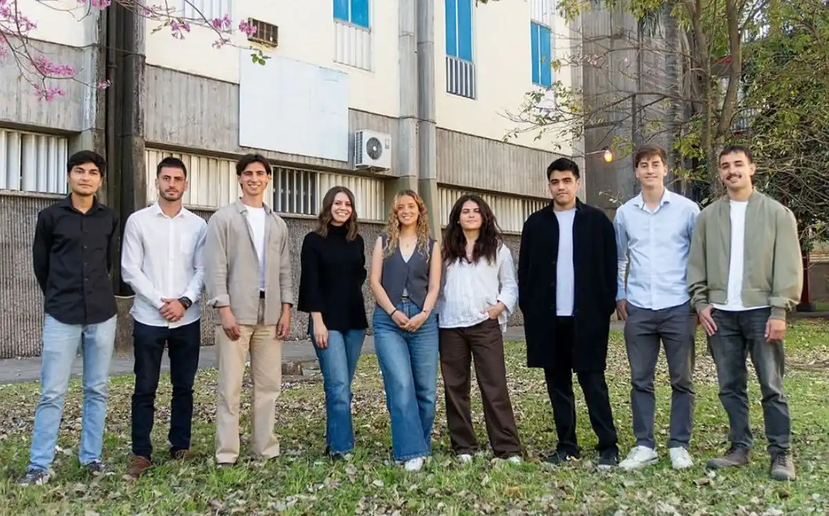 REPRESENTANTES ARGENTINOS. Los estudiantes y arquitectos que resultaron finalistas de los Inspireli Awards son Belisario Terán, Valentina Ríos Jaimes, Scott Wilde, Lucas Saavedra, Sofía Grinblat, Jerónimo Madariaga, Matías Ezequiel Bazán Valladares, Amelia Muro y Miguel Ángel Leguizamón. / FAU