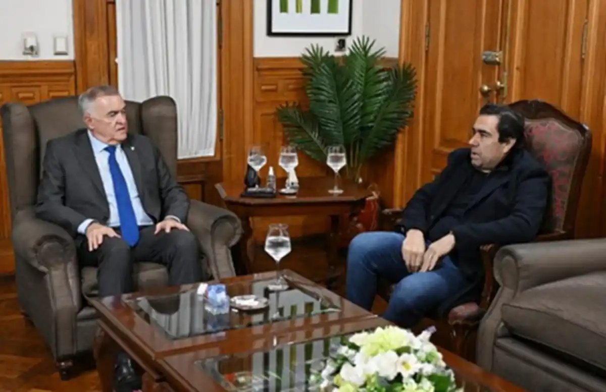 Encuentro en la Casa de Gobierno. COMUNICACIÓN PÚBLICA